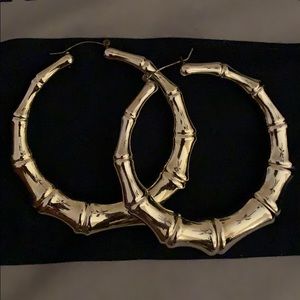 ✨5/$30 - 90’s Vibe - Gold Bamboo Hoop Earrings